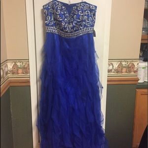 David’s Bridal size 21.  New with tags